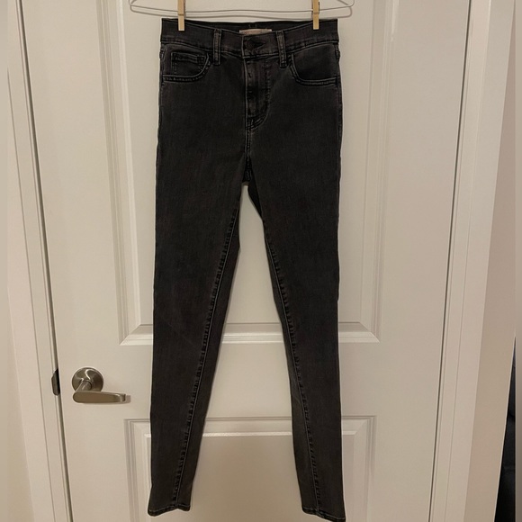 Levi’s 720 High Rise Super Skinny Jeans - Picture 3 of 4